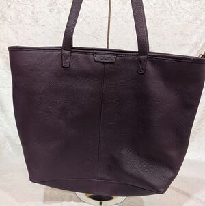 Elegant Purple Leatherology Tote Bag